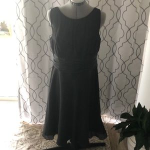 Jones Wear evening dress